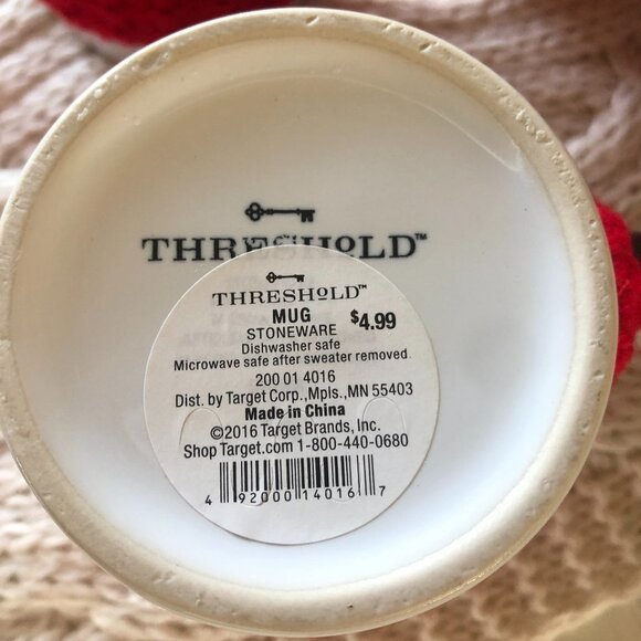 SET OF 2 SWEATER WEATHER CUTE THRESHOLD MUG WITH REMOVABLE RED SWEATER - Picture 3 of 3